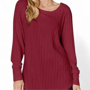 NWT Women's Ribbed Long Sleeve Top - Burgundy